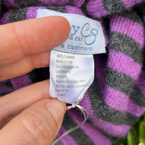 Baby & by Carolina Zapf cashmere baby/toddler scarf - Picture 4 of 9